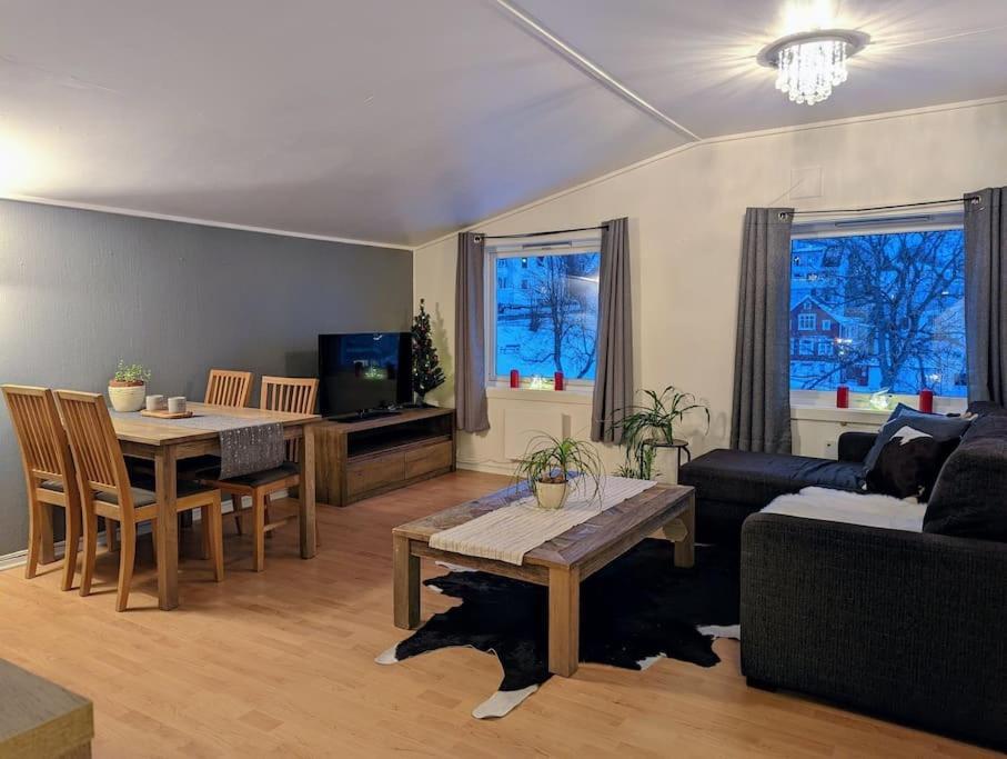 טרומסה Nice And Quiet Apartment In City Centre מראה חיצוני תמונה